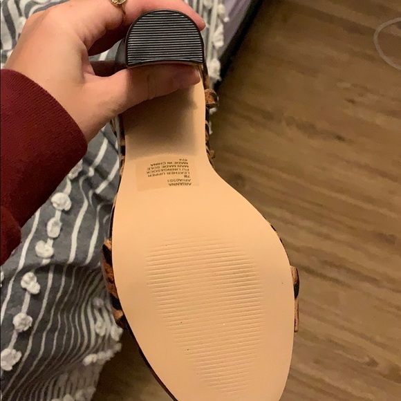 Steve Madden cheetah print heels - Picture 4 of 4